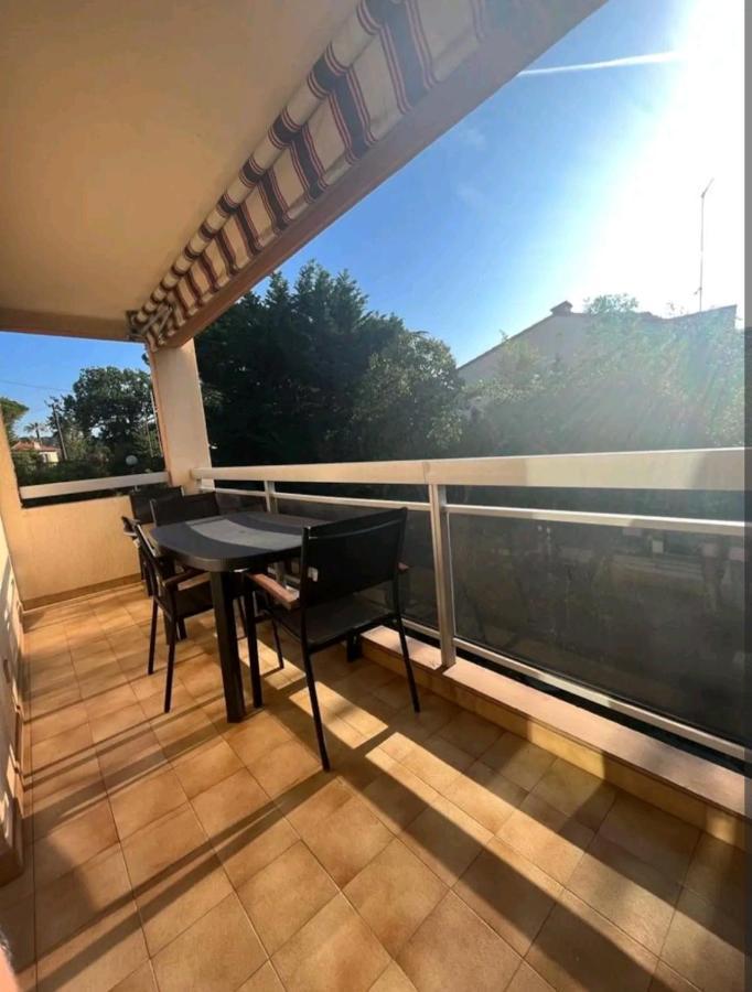 2 Pieces Proche Plage + Parking Golfe-Juan Exterior photo